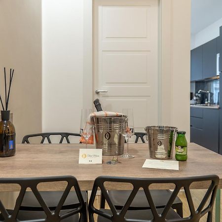 شقة Three Moons Boutique House/Calypso ساليرنو المظهر الخارجي الصورة