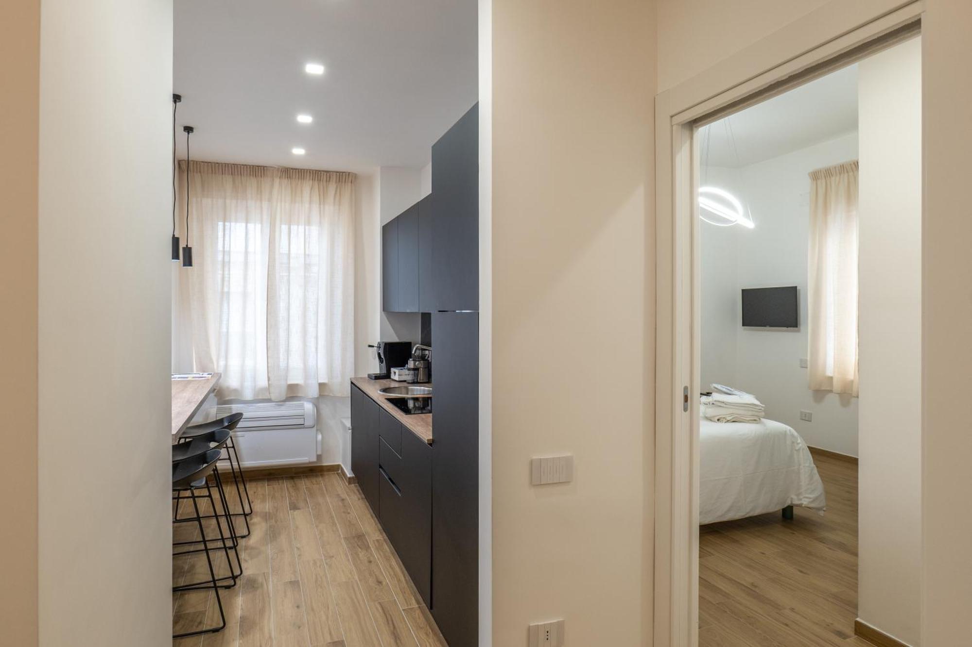 شقة Three Moons Boutique House/Calypso ساليرنو المظهر الخارجي الصورة